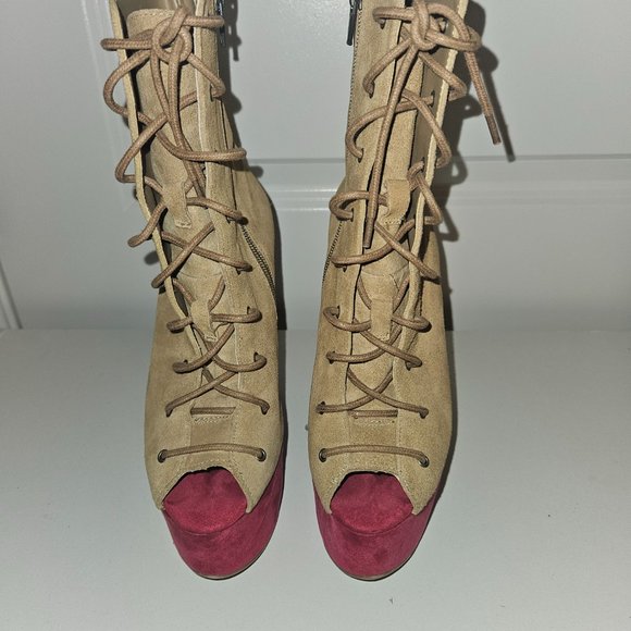 Dolce Vita 8 Bootie - Picture 5 of 12